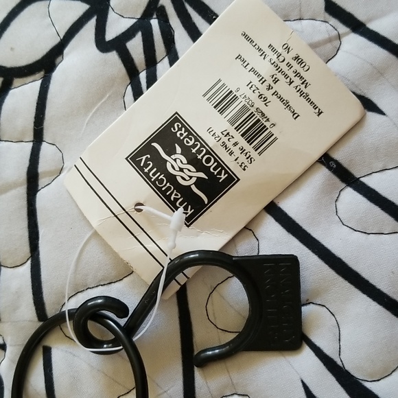 Macrame Plant Hanger - Picture 6 of 8